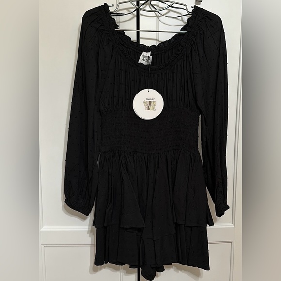 THE LOVE GALORE LONG SLEEVE ROMPER BLACK (NWT) - Picture 3 of 3